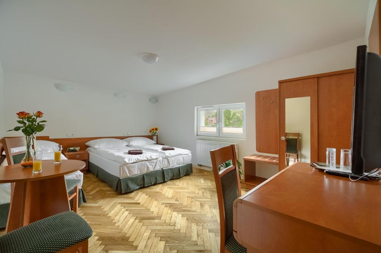 Hotel Sarenka Krynica-Zdrój Exterior foto